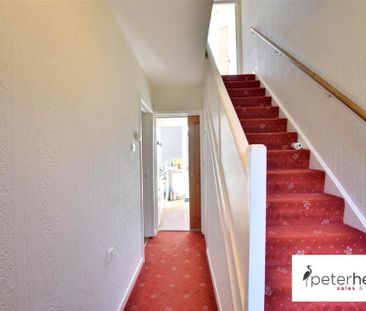3 bedroom end of terrace house to rent - Photo 4