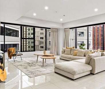 Luxury 3 Bedroom Living - Photo 6