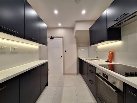 Osborne Road, Hornchurch RM11, London - Photo 3