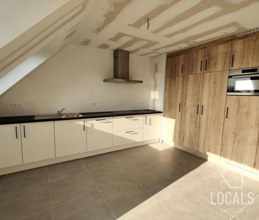 Appartement te huur - foto 2