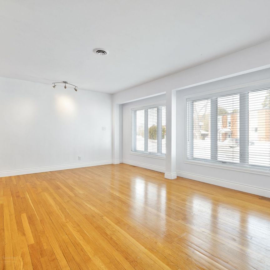 For Lease - 888 CHARLESWOOD Avenue, Overbrook - Castleheights and Area, Ontario - Photo 1