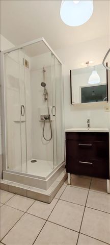 3 pièces - 65,21 m² - 1er étage - Colocation autorisée - Photo 4