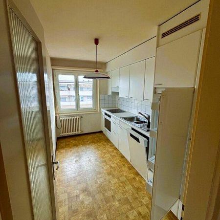 Helle 4.5 Zi. Wohnung zu vermieten - Photo 1