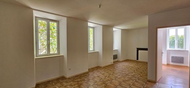 Location Appartement 2 pièces 43m² PRIVAS 07000 - Photo 1