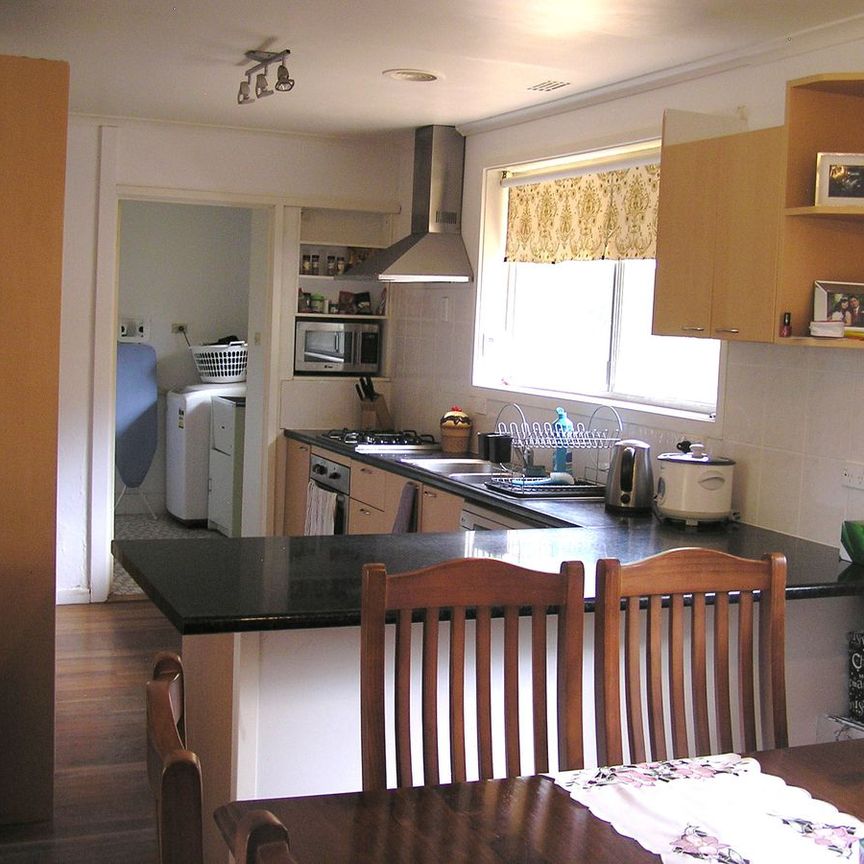 Spacious Family Home in Cook, ACT - Photo 1