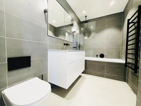 Oberman Road, Dollis Hill, London, NW10 - Photo 4