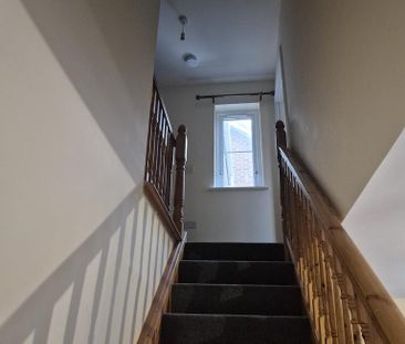 3 bedroom link detached house to rent - Photo 6