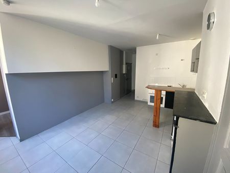 Location Appartement 2 pièces 29m² - Photo 4