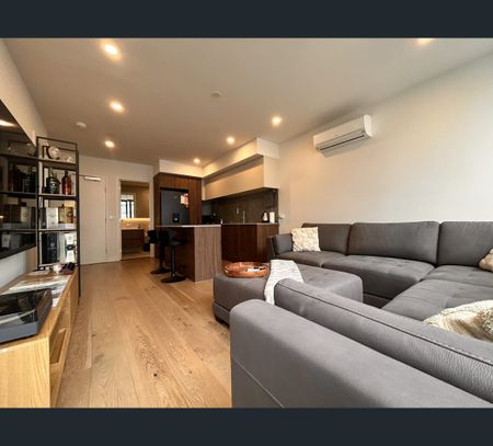 201/101 Rosslyn Street, West Melbourne, Vic 3003 - Photo 2