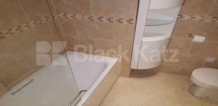 Fantastic two bed set within a period house by Hampstead Heath - Photo 4