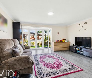 4 bedroom link detached house to rent - Photo 2