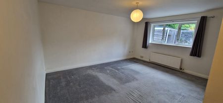 20 Moorland Road, Flat 10 - Photo 3