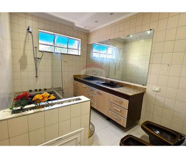 House for rent, 3 suites, 380m² for commercial or residential use. - Foto 3