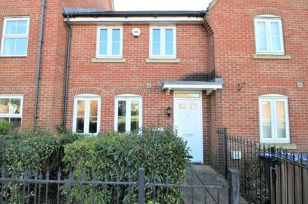 3 Bed Former Show House to let Royal Wootton Bassett - Photo 5