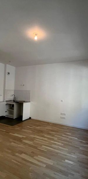 Appartement à louer 1 pièce 27.8m² - Photo 1