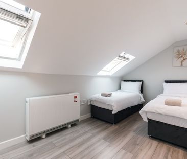 3 Bed Flat, Shirley High Street, SO16 - Photo 3