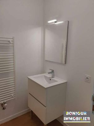 T2 Moirans - Photo 1