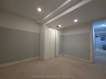 7 Karen Ann Crescent #Lower - Photo 3