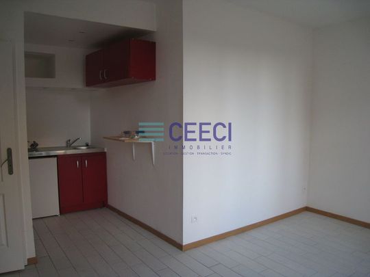 Location Appartement 1 pièce 21m² SOISSONS 02200 - Photo 1