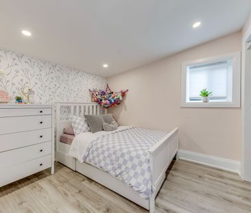 For Lease - 6 Rembe Avenue, Hamilton, Ontario - Photo 2