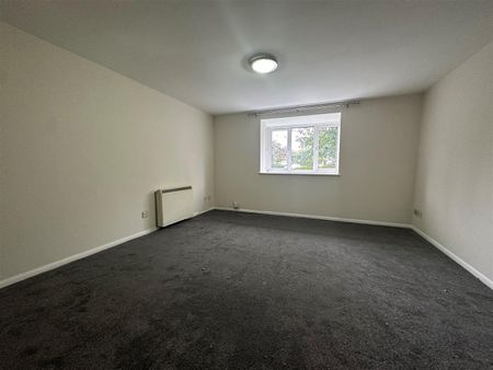 Chiswell Court, Watford - Photo 3
