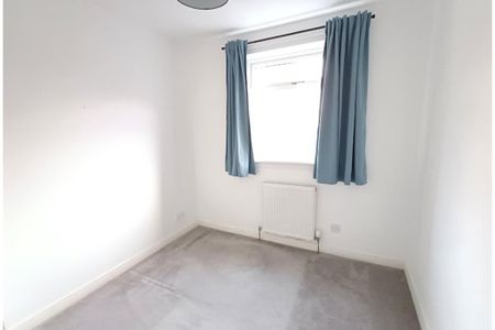 2 bed flat for rent in Maybury - Photo 3