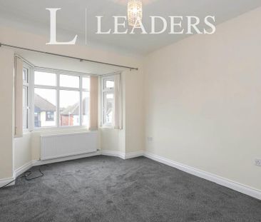 3 bedroom semi-detached house to rent - Photo 4
