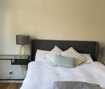 Sunshine West - Photo 3