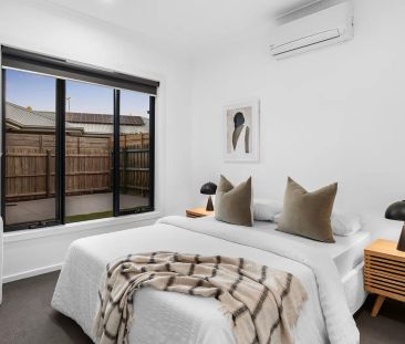 Stylish Four-Bedroom Home Offering Comfort and Convenience - Photo 4