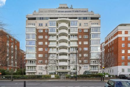 3 bedroom flat in St John's Wood - Photo 4