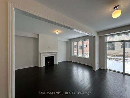 Detached Home For Lease | X8123118 - Photo 2