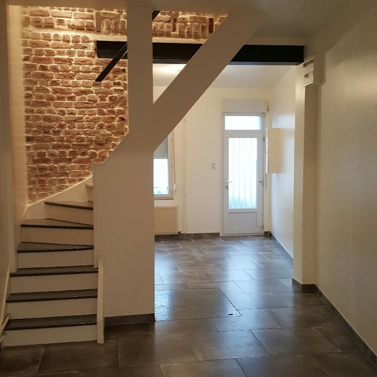 Location Maison 4 pièces 77m² - Photo 1