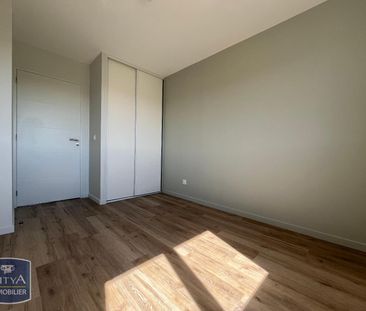 Location Appartement 4 pièces 100m² FEILLENS 01570 - Photo 5