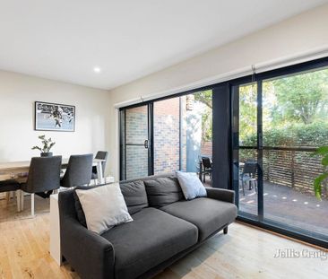 1/2-4 Park Road, Surrey Hills - Photo 4