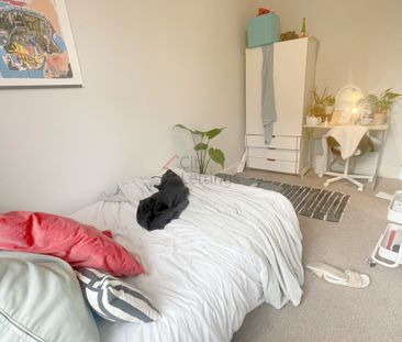 7 Bedroom Flat - Photo 5