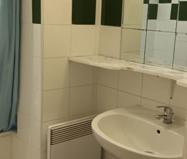 Chambre dans un appartement BORDEAUX CHARTRONS - Photo 3