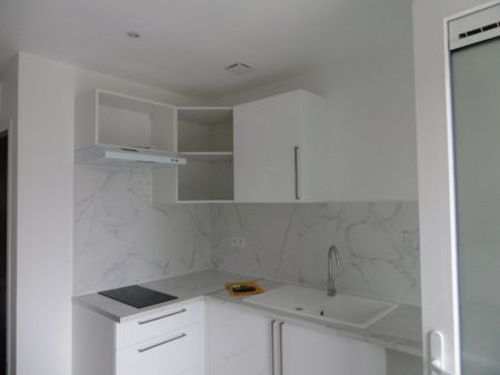 Location appartement 1 pièce, 14.68m², Challans - Photo 2