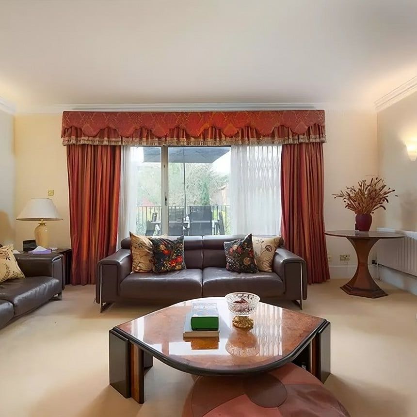 2 Bed Terraced House, Victoria Rise, NW6 - Photo 1