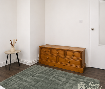 1 bedroom in a flat share to rent - Photo 6