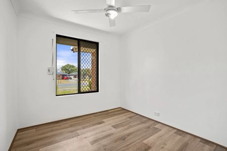 Freshly painted home with large gardens and versatile living spaces. - Photo 3