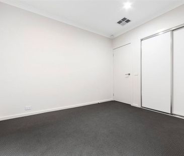 Superb 3Br Unit in Deanside! - Photo 2