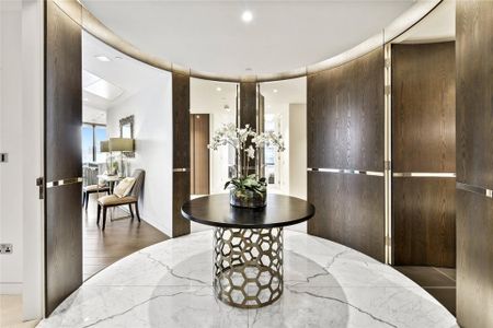 3 bedroom flat to rent - Photo 4