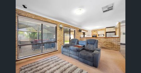 Spacious Family Home with Outdoor Entertaining & Solar - Photo 3