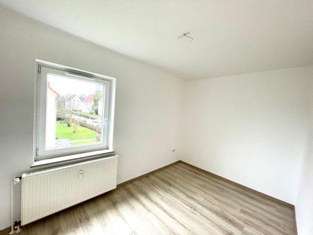 Lichtdurchflutete 3-Zimmer-Wohnung mit Balkon und toller Aussicht - Photo 4