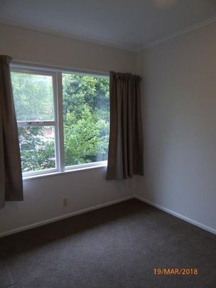 NEWLY RENOVATED UNIT IN ST HELIERS - Photo 1