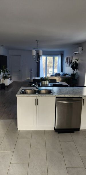 4 1/2 à Louer Sherbrooke - Photo 1