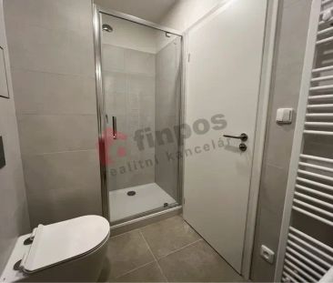 Pronájem bytu 1+kk 44 m Nepilova, Beroun - Photo 2