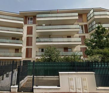 location Appartement T3 DE 40.84m² À CHATOU - Photo 1