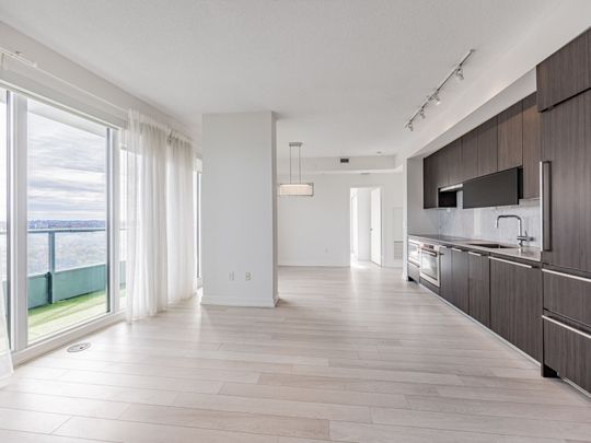 For Lease - 117 McMahon Drive Unit# 3702, Toronto, Ontario - Photo 1