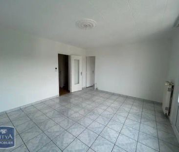 Appartement à louer 4 pièces 66.85m² - Photo 2